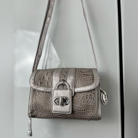 NWOT MC Marc Chantal Gray Vegan Leather Croc Embossed Crossbody Purse Silver - Picture 10 of 16